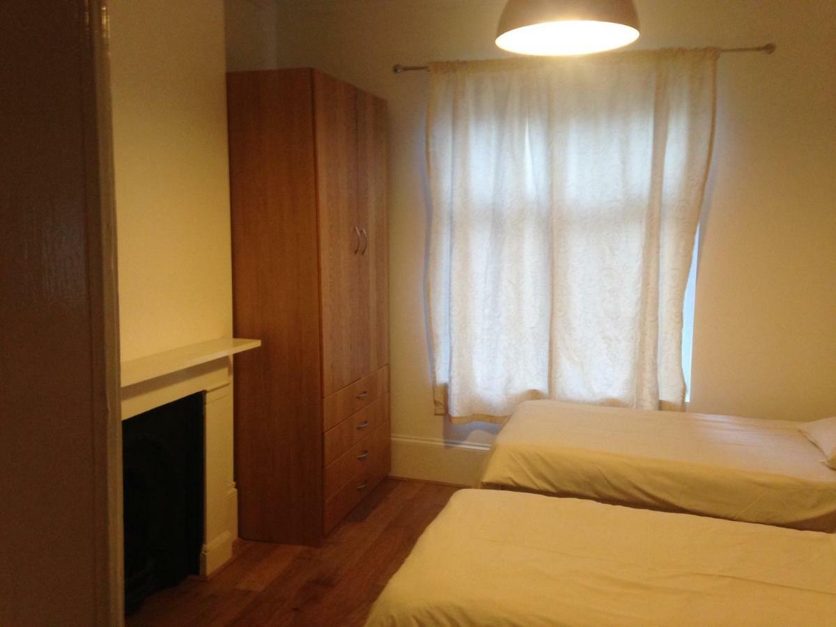 Arsenal 123 Close To Emirates Stadium Direct Eurostar Heathrow-3 Apartments Here Лондон Экстерьер фото